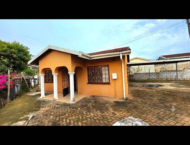 3 BEDROOM HOUSE FOR SALE IN SHALLCROSS